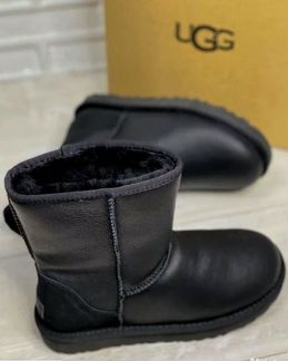 Новые черные кожаные UGG classic short