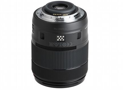 Canon EF-S 18-135mm f/3.5-5.6 IS USM Nano новый
