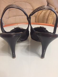 Босоножки Bruno Magli, р. 38,5, чёрный, кожа нату