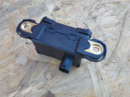 Датчик углового ускорения Mercedes X164 GL 164