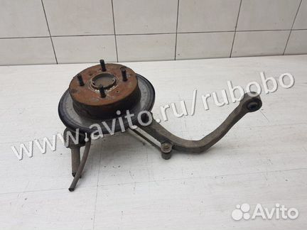 Кулак задний правый Hyundai Sonata EF 5 G4JS 2004