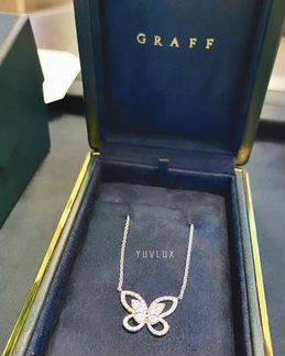 Золотое колье Graff бабочка с бриллиантами 1.01 ct