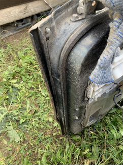 Дверь Mitsubishi Diamante передняя правая F31A F38