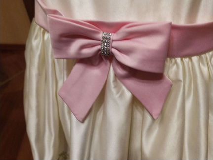 Платье на утренник 98