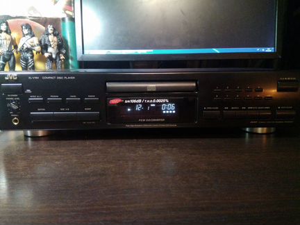 JVC XL-V164BK (CD плеер)