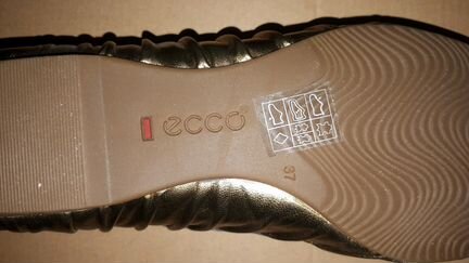 Балетки Ecco золотого цвета