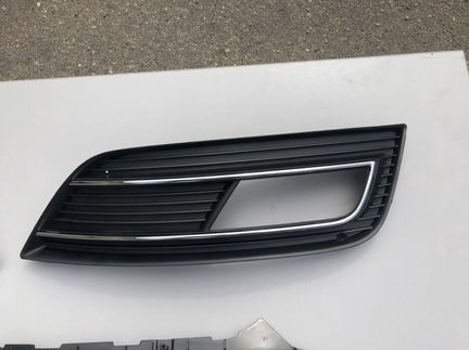 Решетки в бампер audi A4 8K rest