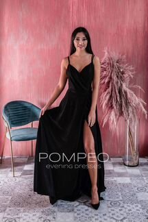 Блестящее вечернее платье в пол на бретельках