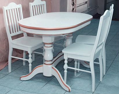 Стол кухонный белый