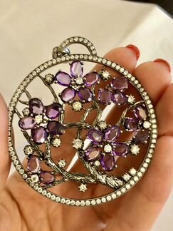 Кулон с цветами. Белое золото