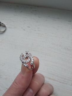 Серебряные серьги и кольца подвеска