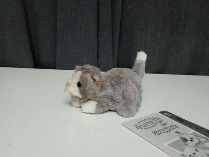 Игрушка котёнок