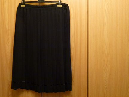Юбка плиссе(2 шт) и новые имп. трусы-мужск.Австрия