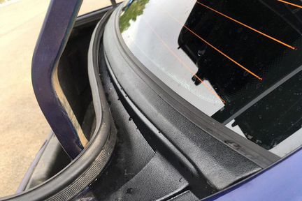 Накладка на заднее стекло (жабо ) гранта