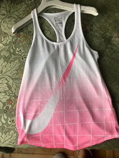 Спортивная майка Nike
