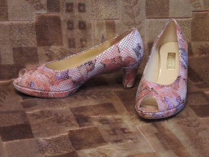 Туфли Gabor 38 новые