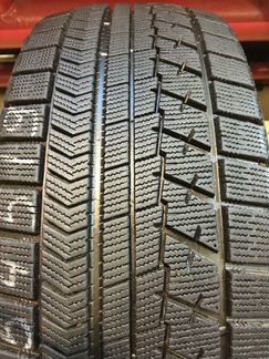 Шина Бриджстоун 245/45R19 blizzak VRX