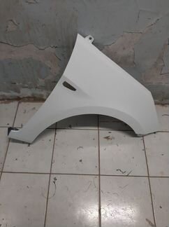Крыло Hyundai Solaris белая