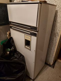 Плита электрическая,холодильник,морозильная камера