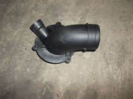 Фланец воздушного корпуса фильтра 1.6 бензин