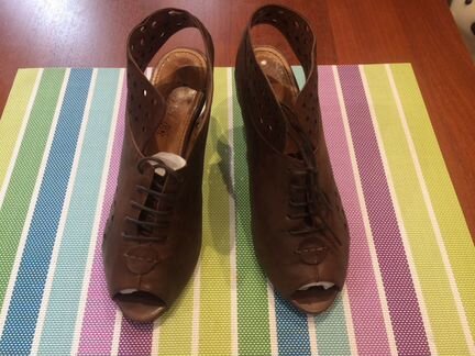 Туфли - босоножки Carnaby