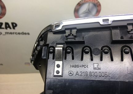 Дефлектор салона воздуховод Mercedes W219