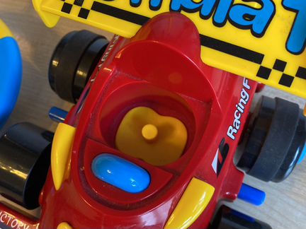 Развивающий автомобиль на п/у свет/звук