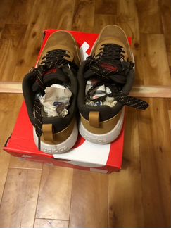 Зимние кроссовки adidas