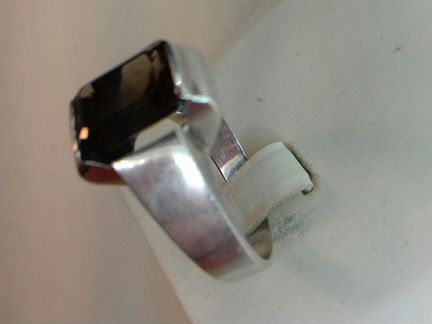 Серебро 925 пробы,Кольцо с Дымчатым Кварцем