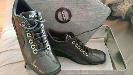 Новые сникерсы NO name