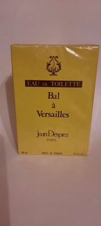 Turbulences parfum. Revillon