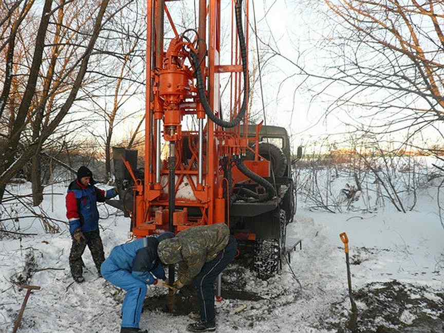 Буровые скважины на воду. Бурение водяных скважин. Бурение скважин. Бурение скважин ростовская. Бурение скважин ростовская.