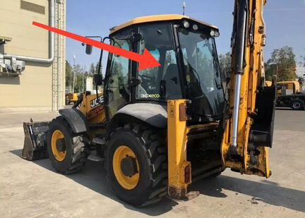Стекло кузовное левое на Jcb 3cx-4cx