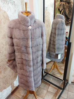 Норковая Шуба 50-52,Новая,цвет Голубой,длина 1метр