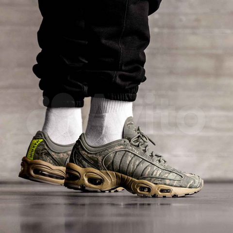 air max tailwind camo
